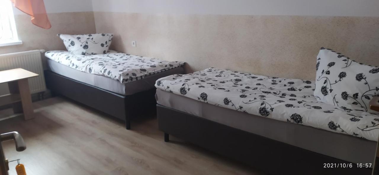 4U Hostel Zgorzelec - Free Parking Jedrzychowice  Eksteriør bilde