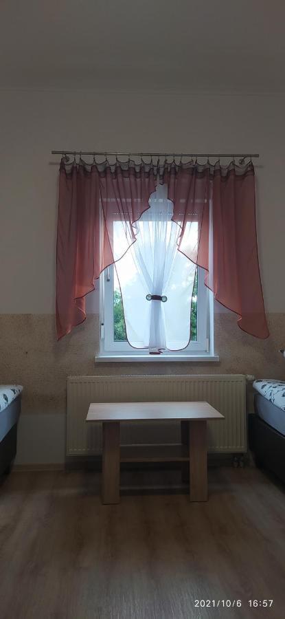 4U Hostel Zgorzelec - Free Parking Jedrzychowice  Eksteriør bilde