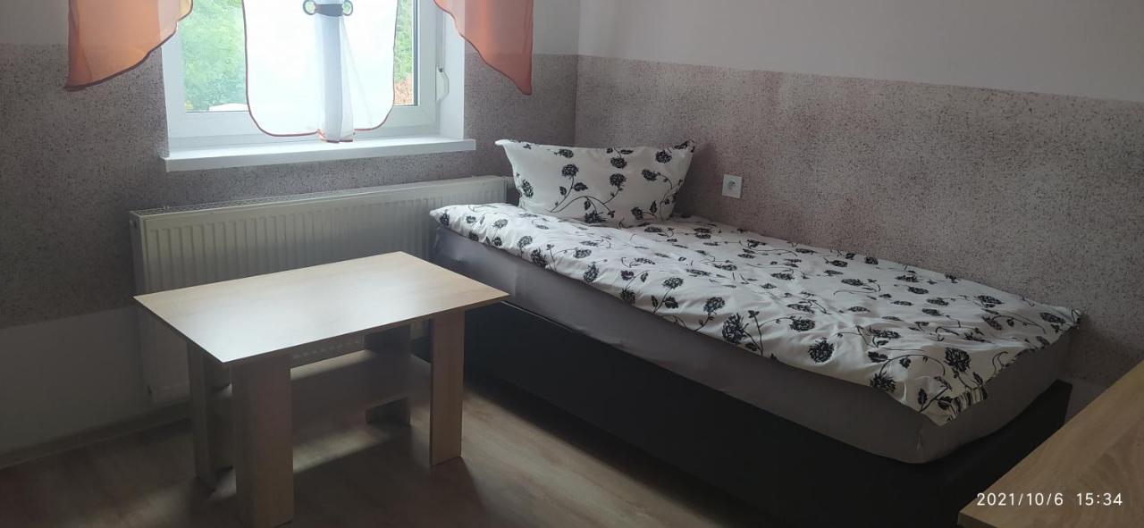 4U Hostel Zgorzelec - Free Parking Jedrzychowice  Eksteriør bilde