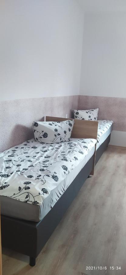4U Hostel Zgorzelec - Free Parking Jedrzychowice  Eksteriør bilde